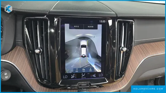 VOLVO XC60 B6 INSCIRTION