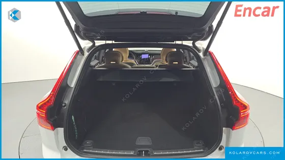 VOLVO XC60 B6 INSCIRTION