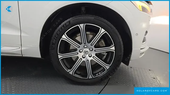 VOLVO XC60 B6 INSCIRTION