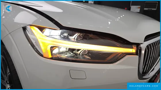 VOLVO XC60 B6 INSCIRTION
