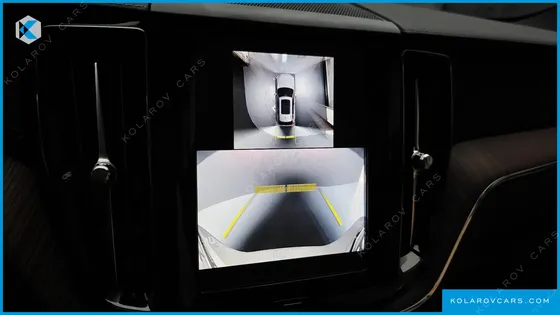 VOLVO XC60 B5 ULTRA BRIGHT