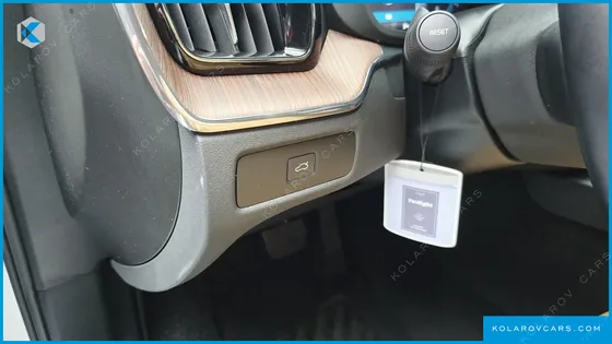 VOLVO XC60 B5 ULTRA BRIGHT