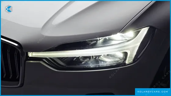 VOLVO XC60 B5 ULTRA BRIGHT