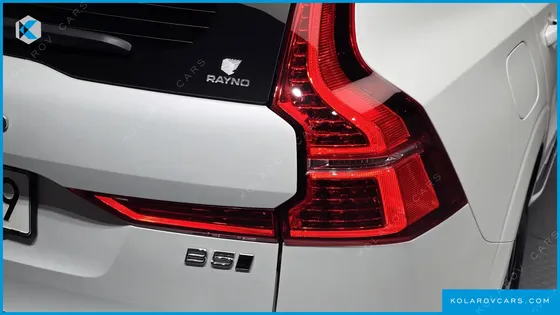 VOLVO XC60 B5 ULTRA BRIGHT