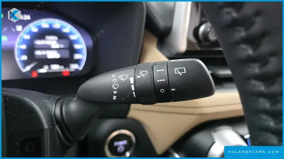 TOYOTA RAV4 2.5 2WD HYBRID XLE