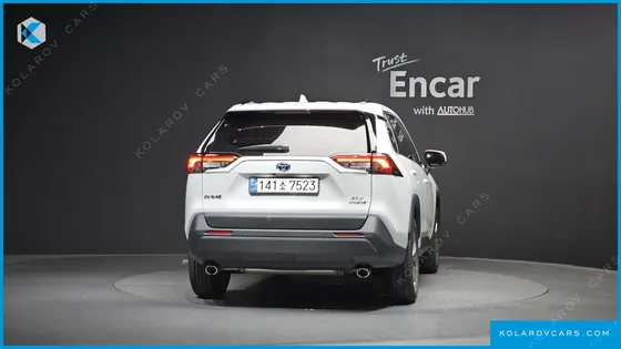 TOYOTA RAV4 2.5 2WD HYBRID XLE