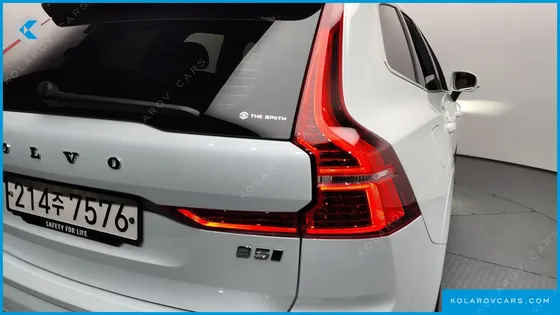 VOLVO XC60 B5 ULTIMATE BRIGHT