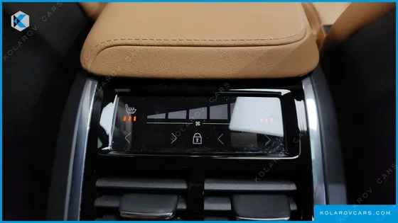 VOLVO XC60 B5 ULTIMATE BRIGHT