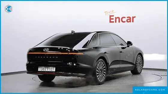 HYUNDAI GRANDEUR CALLIGRAPHY