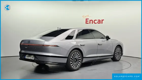 HYUNDAI GRANDEUR CALLIGRAPHY