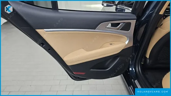 GENESIS G70 GASOLINE 2.0T 4WD