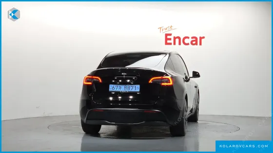 TESLA MODEL Y RWD