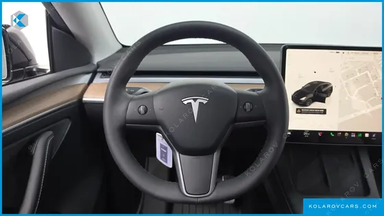 TESLA MODEL Y RWD