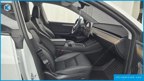 TESLA MODEL Y RWD