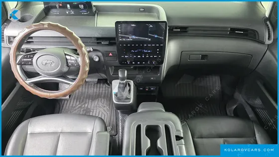 HYUNDAI STARIA TOURER 11-SEATER