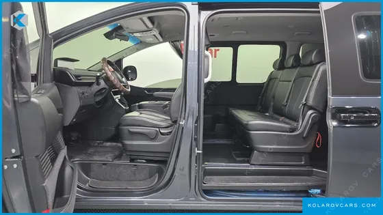 HYUNDAI STARIA TOURER 11-SEATER