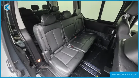 HYUNDAI STARIA TOURER 11-SEATER
