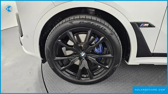 BMW X7 M60I XDRIVE M SPORT 6STR