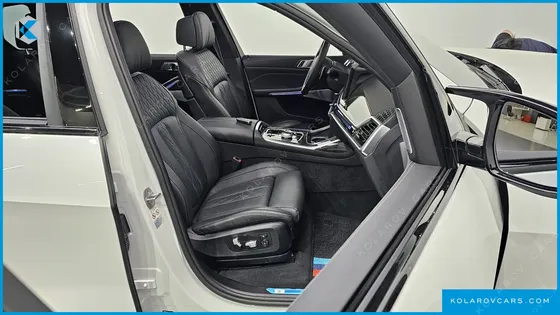 BMW X7 M60I XDRIVE M SPORT 6STR