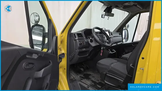 RENAULT KOREA MASTER SCHOOL BUS