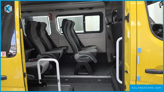 RENAULT KOREA MASTER SCHOOL BUS