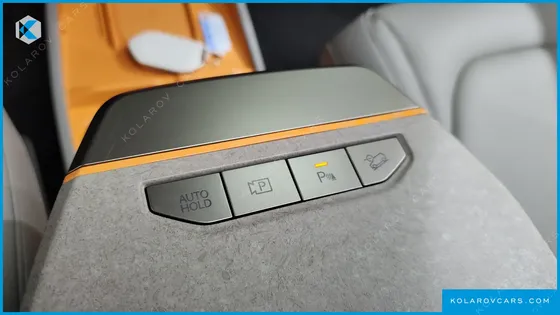 KIA EV3 STANDARD 2WD