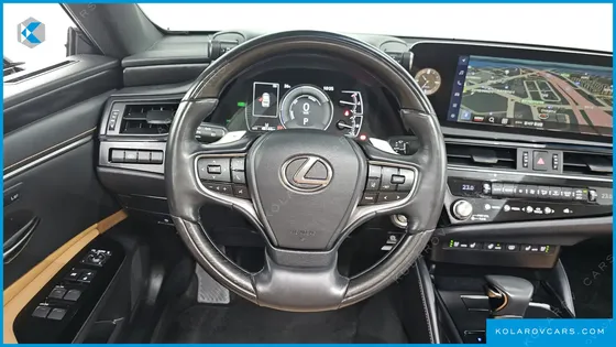LEXUS ES LUXURY PLUS