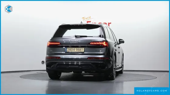 AUDI Q7 55 TFSI QUATTRO PREMIUM