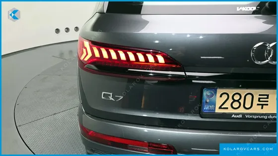 AUDI Q7 55 TFSI QUATTRO PREMIUM