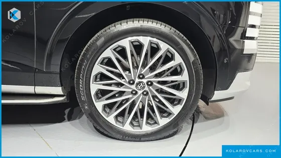 HYUNDAI PALISADE GASOLINE 2.5T 4WD 9-SEATER