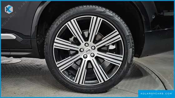 VOLVO XC90 T8 ULTIMATE BRIGHT HYBRID