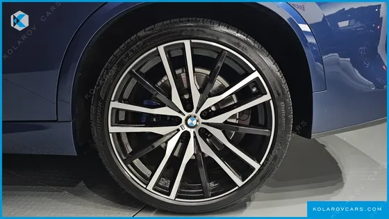 BMW X5 M50D