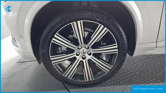 VOLVO XC90 B6 ULTIMATE BRIGHT