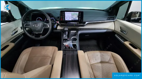 TOYOTA SIENNA 2.5 HYBRID AWD
