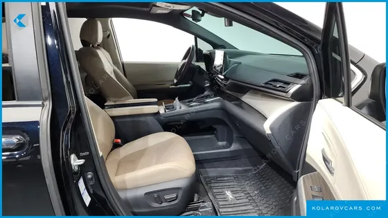 TOYOTA SIENNA 2.5 HYBRID AWD