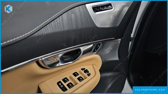 VOLVO XC90 B6 INSCRIPTION