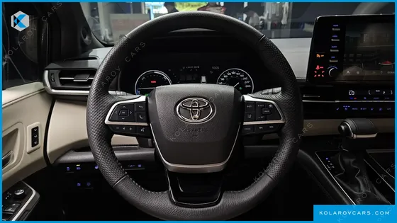 TOYOTA SIENNA 2.5 HYBRID AWD