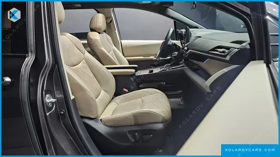 TOYOTA SIENNA 2.5 HYBRID AWD