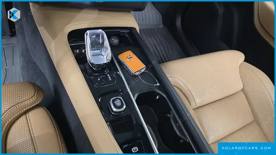VOLVO XC90 B6 ULTIMATE BRIGHT