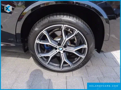 BMW X5 M50I