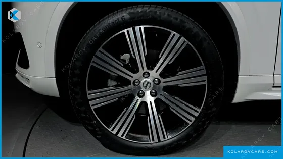 VOLVO XC90 B6 ULTRA BRIGHT