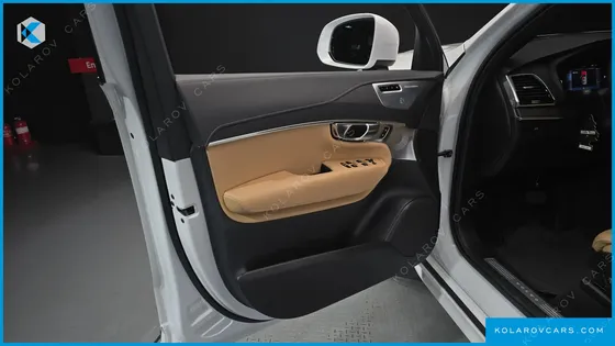 VOLVO XC90 B6 ULTRA BRIGHT