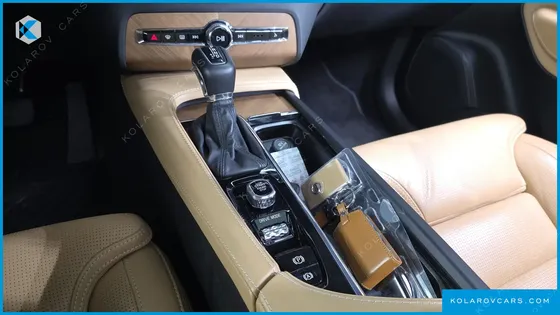 VOLVO XC90 D5 INSCRIPTION