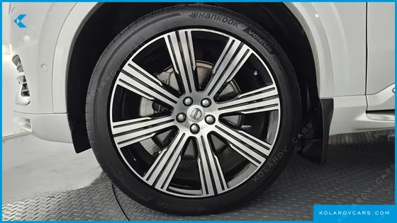 VOLVO XC90 B6 INSCRIPTION