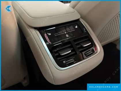 VOLVO XC90 B6 ULTRA BRIGHT