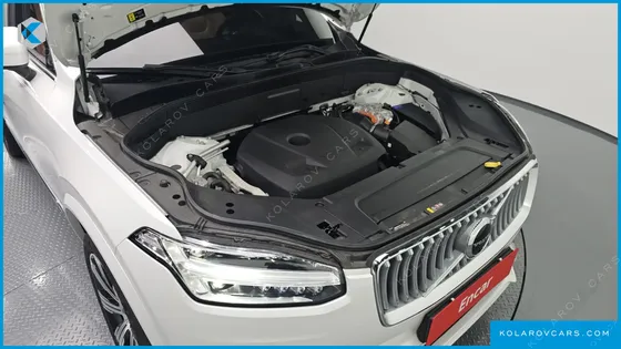 VOLVO XC90 T8 ULTIMATE BRIGHT HYBRID