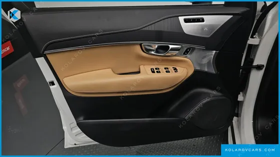 VOLVO XC90 T8 ULTIMATE BRIGHT HYBRID