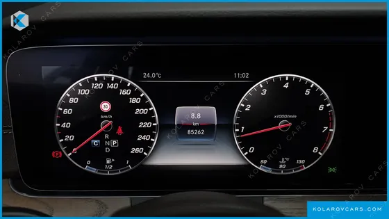 MERCEDES E-CLASS E300 EXCLUSIVE