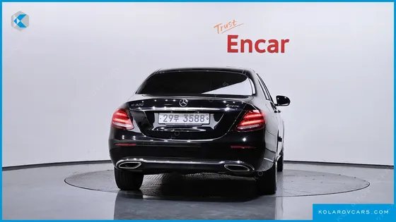 MERCEDES E-CLASS E300 4MATIC EXCLUSIVE