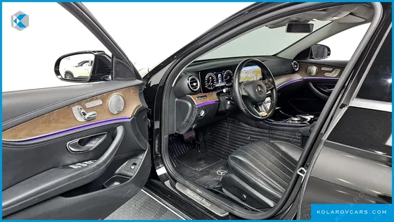 MERCEDES E-CLASS E300 4MATIC EXCLUSIVE